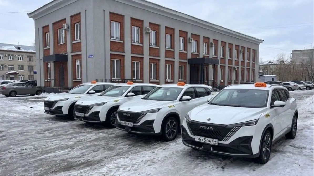 Более 200 Dongfeng Мейдж (Mage) пополнили таксопарки Сибири и Дальнего Востока